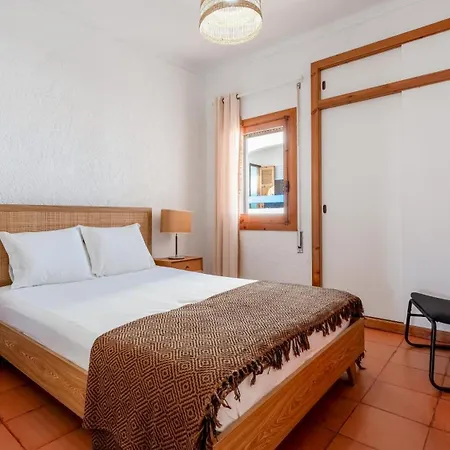 Apartamento Comfy 2 Bdr W/ Balcony By Lovelystay Albufeira