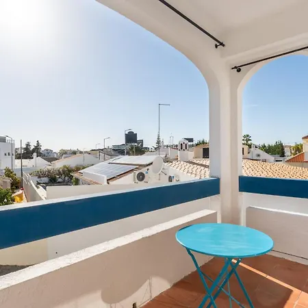 Apartamento Comfy 2 Bdr W/ Balcony By Lovelystay Albufeira
