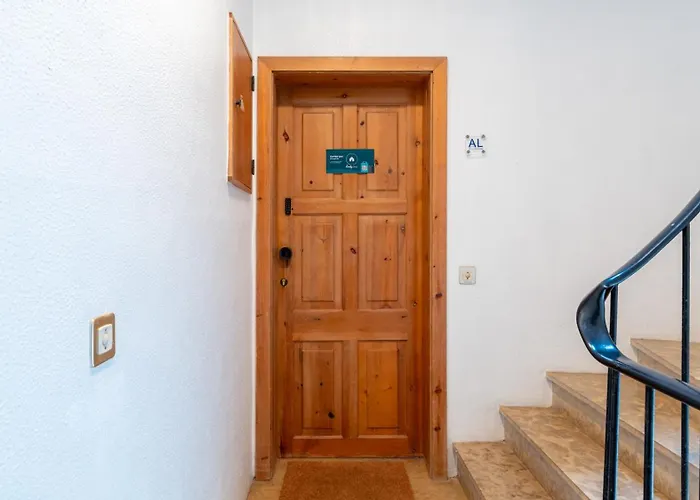 Comfy 2 Bdr W/ Balcony By Lovelystay 公寓