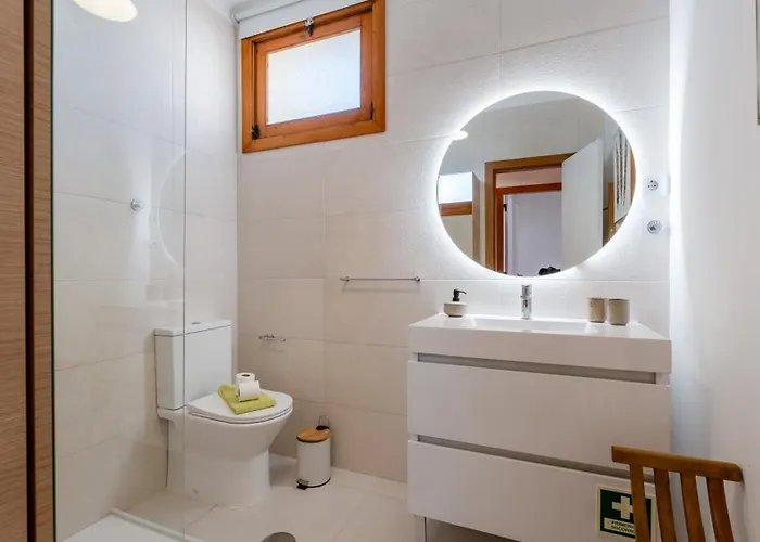 Comfy 2 Bdr W/ Balcony By Lovelystay 公寓 阿尔布费拉