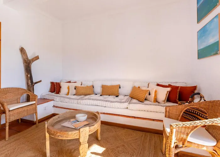 公寓 Comfy 2 Bdr W/ Balcony By Lovelystay *