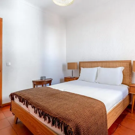 Apartament Comfy 2 Bdr W/ Balcony By Lovelystay Albufeira